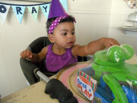 376299_10151119631688200_1128012112_n