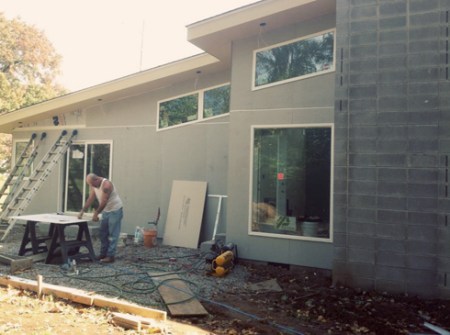 315683_10151143778703171_874699504_n