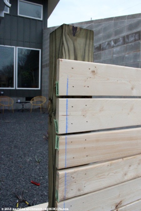 DIY: Modern Wood Fence and Gate (Courtyard Edition) - myMCMlife.com